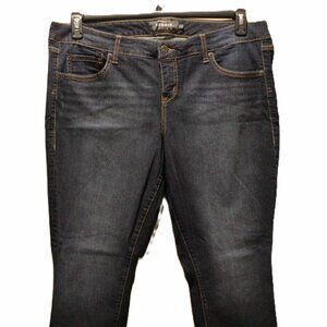 Torrid Premium Raw Hem Skinny Jeans - Sz 18